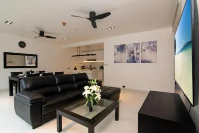 3-BR Condo Mountain & Pool view, Pool & Gym access - Kamala Hills G201 – Fotos 11